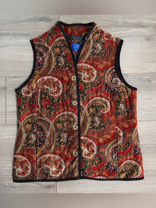 Tabi Jackets & Blazers - TABI Vintage Velvet Paisley Button Vest in Red and Black-NEW